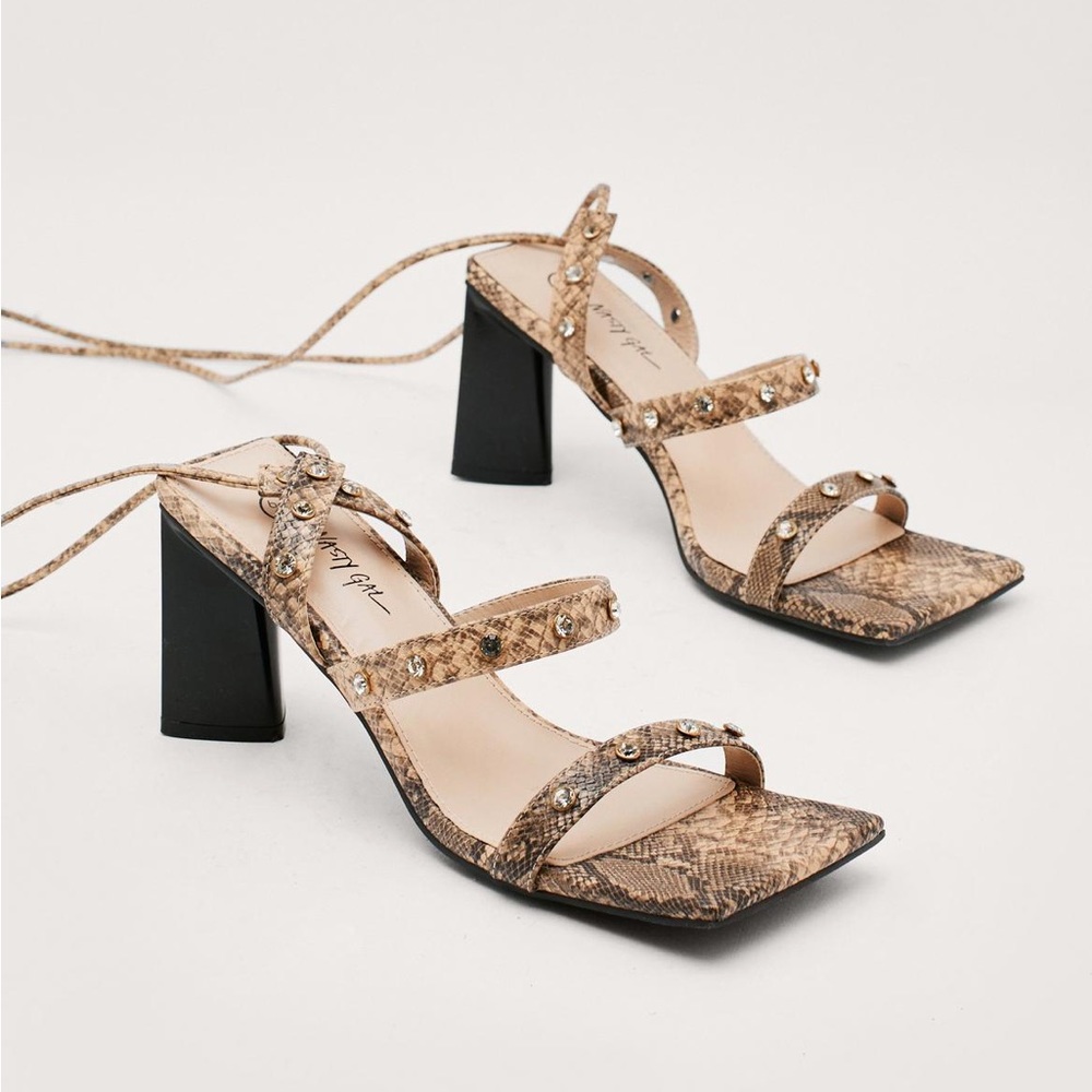 NWOT Snake embellished Strappy heels, rhinestone, square toe NEVER WORN
